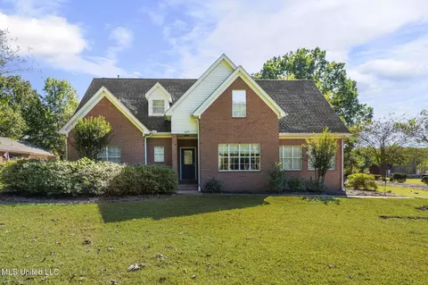 2095 Tall Tree Dr, Horn Lake, MS 38637