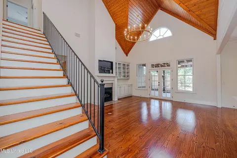 Living - 158 Reunion Blvd, Madison, MS 39110 photo 1 of 4