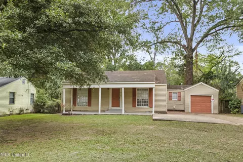 615 Broadmoor Dr, Jackson, MS 39206