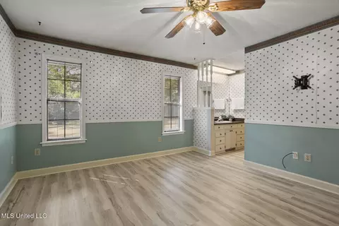 Living - 18899 Midway Rd, Terry, MS 39170 photo 5 of 5