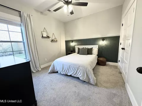 Bedroom - 2098 E Watson Vw, Nesbit, MS 38651 photo 2 of 4
