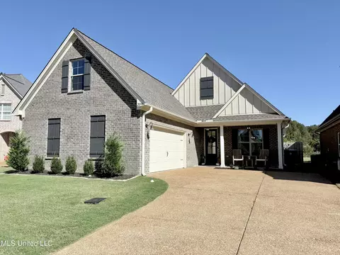 2098 E Watson Vw, Nesbit, MS 38651
