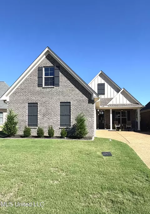 Exterior - 2098 E Watson Vw, Nesbit, MS 38651 photo 2 of 4