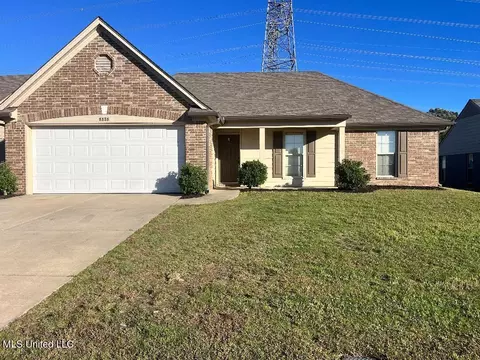8888 Smith Ranch Dr, Southaven, MS 38671
