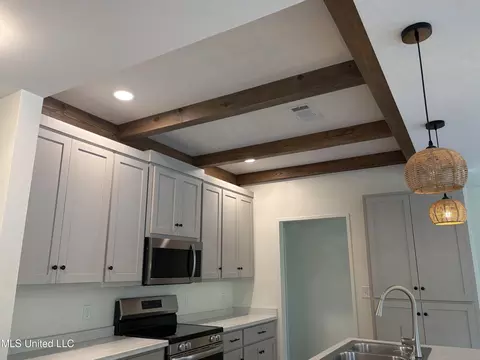Kitchen - 118 Albert Davis Rd, Lucedale, MS 39452 photo 3 of 4