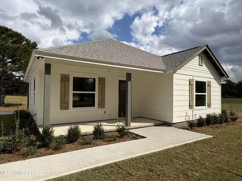 Exterior - 118 Albert Davis Rd, Lucedale, MS 39452 photo 3 of 6