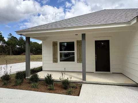 Exterior - 118 Albert Davis Rd, Lucedale, MS 39452 photo 5 of 6