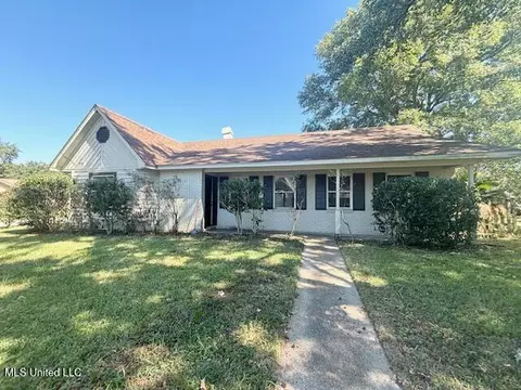 198 Mcguire Dr, Long Beach, MS 39560
