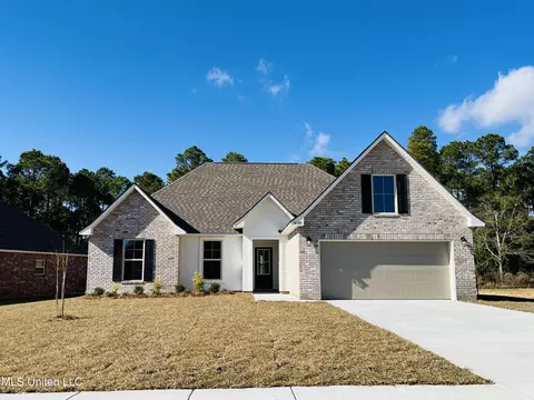 14380 Swan Ridge Cir, Gulfport, MS 39503