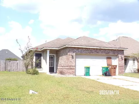 15052 Baylor Ave, Gulfport, MS 39503
