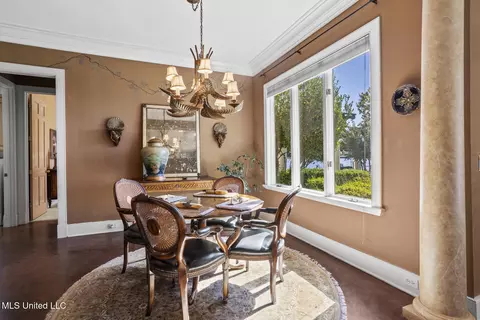Dining - 106 Colony Crown, Brandon, MS 39047 photo 1 of 2