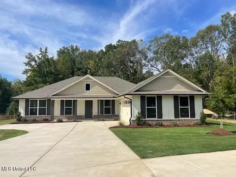 4283 W Olivia Circle Dr, Olive Branch, MS 38654