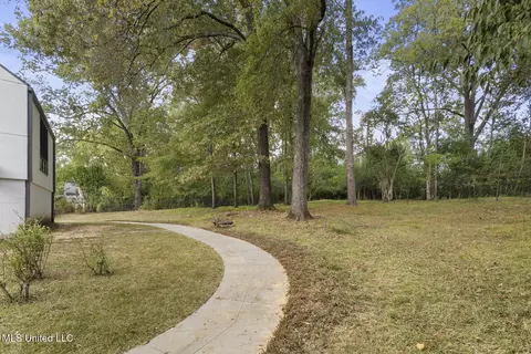 Exterior - 2426 Eastover Dr, Jackson, MS 39211 photo 8 of 12