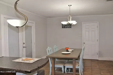 Dining - 9808 Briarcliff Dr, Moss Point, MS 39562 photo 3 of 3
