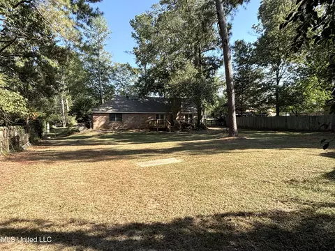 Exterior - 149 Stonegate Dr, Madison, MS 39110 photo 7 of 8