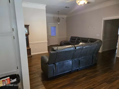 Living - 3208 Ryan Cv, Byram, MS 39272 photo 1 of 1