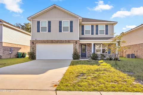 62 Saltmeadow Cir, Ocean Springs, MS 39564