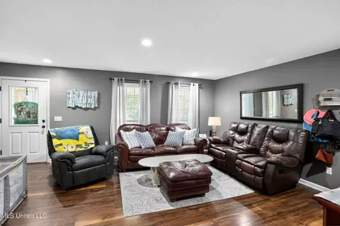 12 County Rd #8121, Rienzi, MS 38865 photo 4