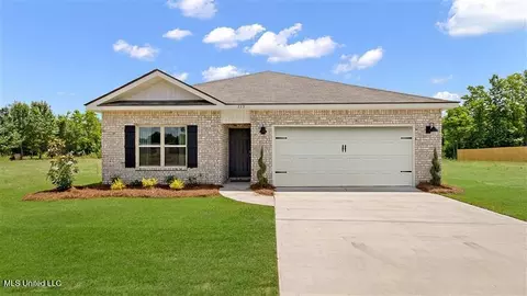 5019 Fox Glen Dr, Jackson, MS 39212