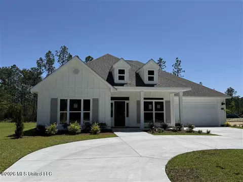 14427 S Swan Rd, Gulfport, MS 39503