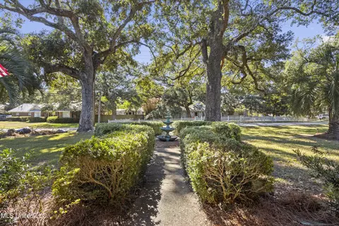Exterior - 1509 E Second St, Pass Christian, MS 39571 photo 6 of 16