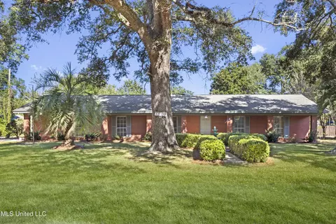 Exterior - 1509 E Second St, Pass Christian, MS 39571 photo 2 of 16