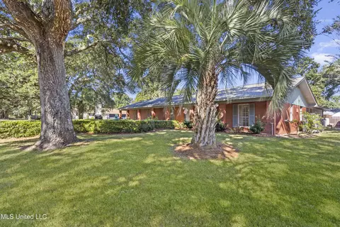 Exterior - 1509 E Second St, Pass Christian, MS 39571 photo 14 of 16