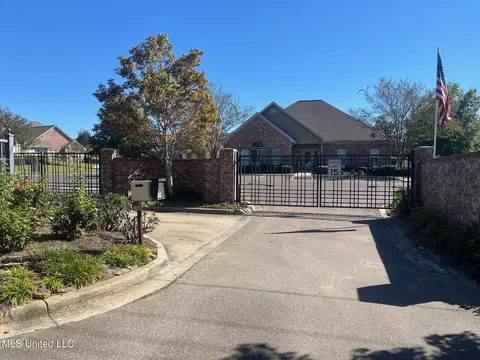 Exterior - 720 Independence Blvd, Flowood, MS 39232 photo 4 of 4