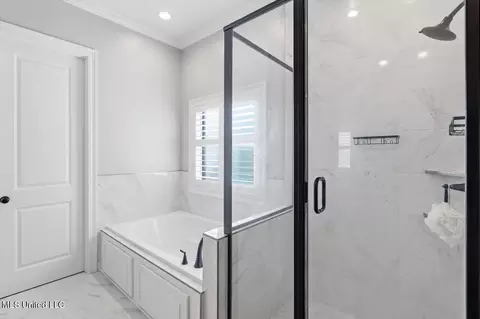 Bath - 342 Royal Pond Cir, Flowood, MS 39232 photo 2 of 4