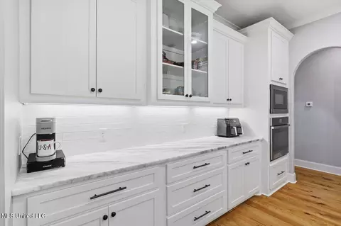 Kitchen - 342 Royal Pond Cir, Flowood, MS 39232 photo 5 of 5