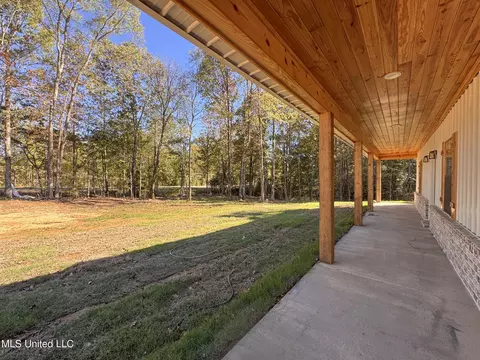 Exterior - 533 Hudson Rd, Sardis, MS 38666 photo 15 of 22