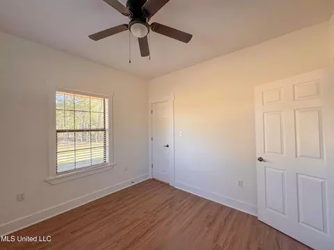 Bedroom - 533 Hudson Rd, Sardis, MS 38666 photo 5 of 7
