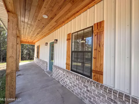 Exterior - 533 Hudson Rd, Sardis, MS 38666 photo 16 of 22