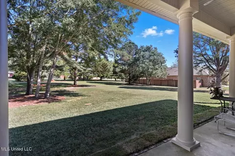 Exterior - 202 Esplanade Dr, Brandon, MS 39047 photo 5 of 11