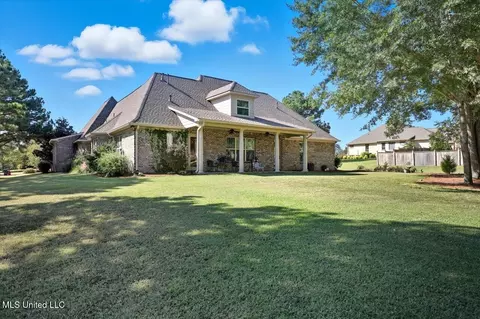 Exterior - 202 Esplanade Dr, Brandon, MS 39047 photo 7 of 11