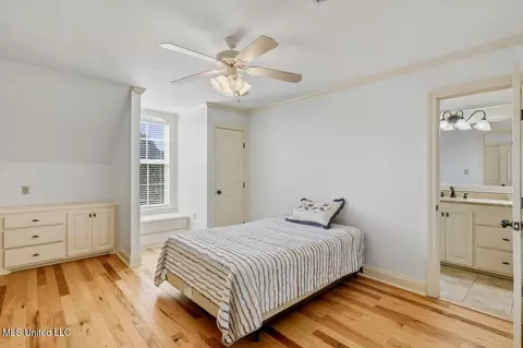Bedroom - 202 Esplanade Dr, Brandon, MS 39047 photo 9 of 10