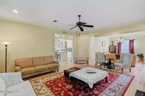Living - 202 Esplanade Dr, Brandon, MS 39047 photo 2 of 2