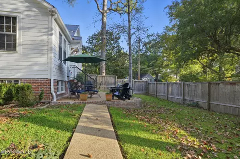 Exterior - 1711 Poplar Blvd, Jackson, MS 39202 photo 8 of 9