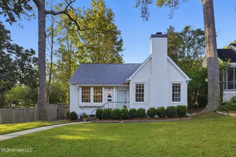 Exterior - 1711 Poplar Blvd, Jackson, MS 39202 photo 2 of 9