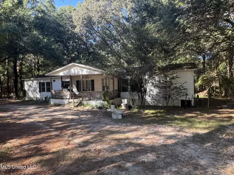 170 Oakhaven Dr, Lucedale, MS 39452 photo 3