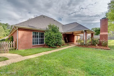 Exterior - 103 Copperridge Dr, Brandon, MS 39042 photo 6 of 10