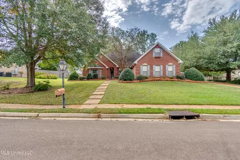 Exterior - 103 Copperridge Dr, Brandon, MS 39042 photo 2 of 10