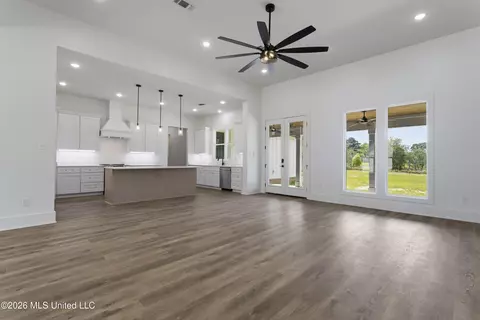 Living - 4180 Longleaf Pl, Saucier, MS 39574 photo 4 of 6