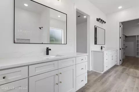 Entry Way - 4180 Longleaf Pl, Saucier, MS 39574 photo 1 of 8