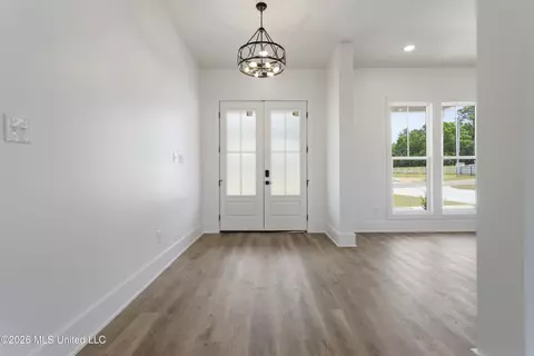 Entry Way - 4180 Longleaf Pl, Saucier, MS 39574 photo 2 of 8
