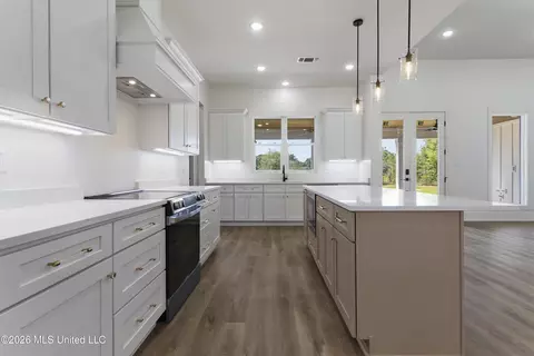 Kitchen - 4180 Longleaf Pl, Saucier, MS 39574 photo 2 of 5