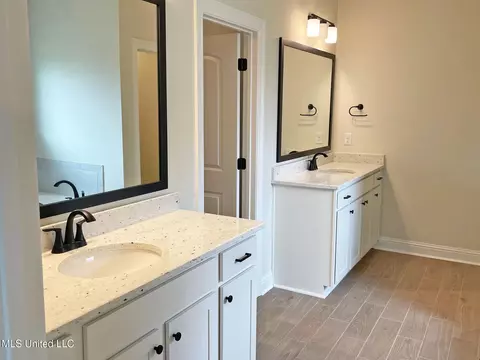 Bath - 20 Cameron Cv, Long Beach, MS 39560 photo 1 of 2