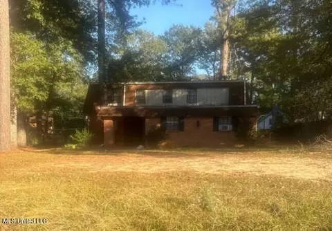 111 Blackmon Rd, Byram, MS 39272