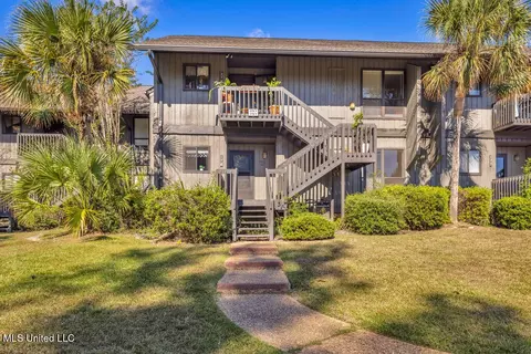 178 Lanai Villa #Y, Diamondhead, MS 39525