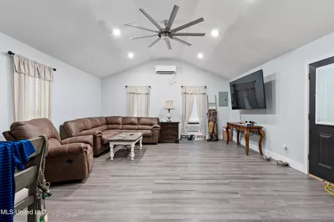 1909 E Tate Rd, Coldwater, MS 38618 photo 10